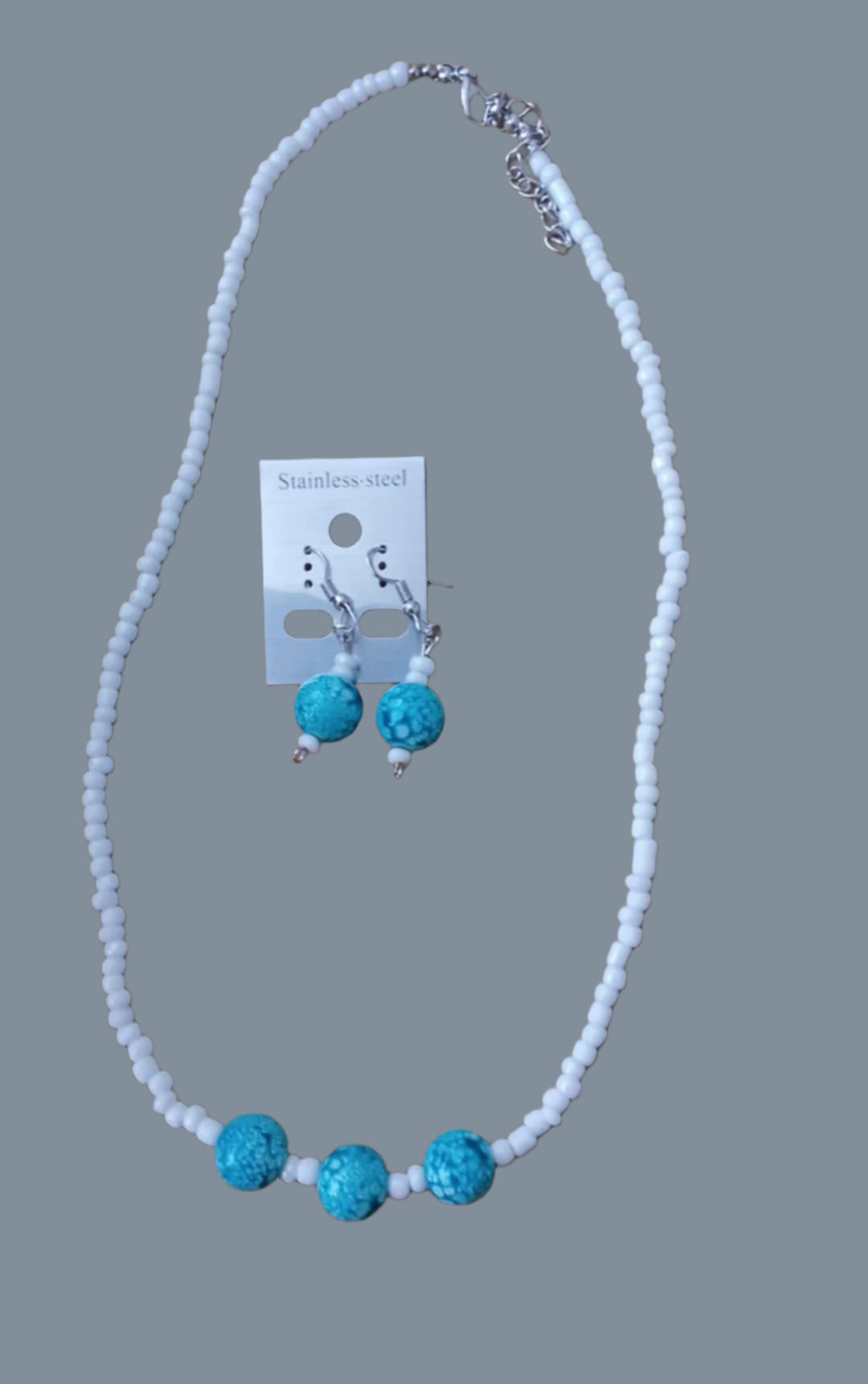 BLUE TURQUOISE BEADS NECKLACE AND EARRINGS SET