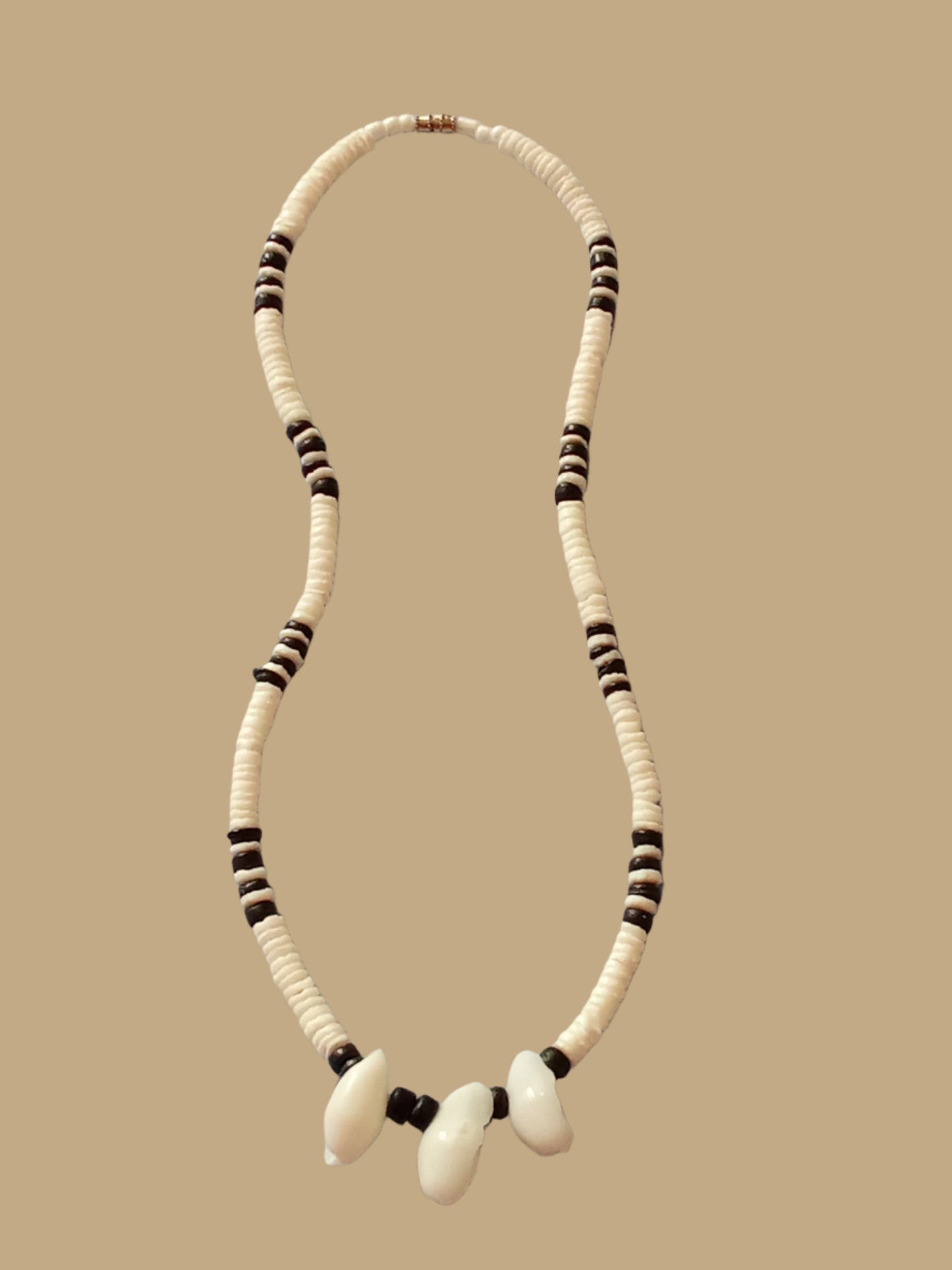 White Clam Shell Surfer Choker w/black beads with bubble shell pendant